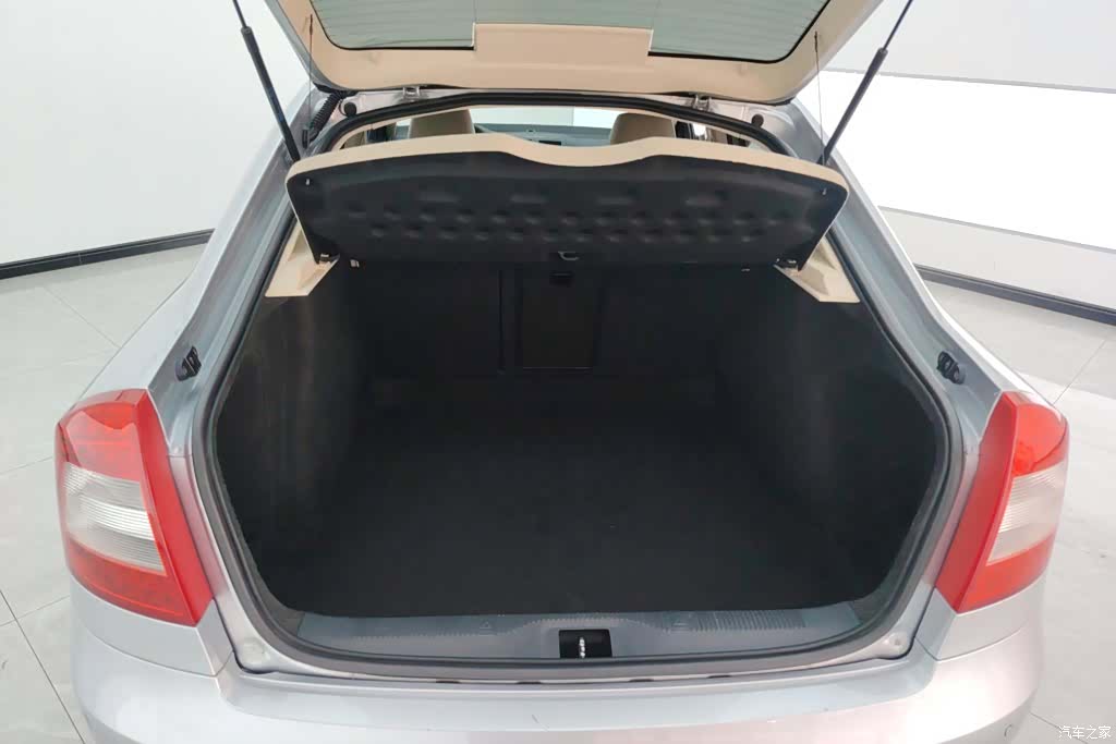 Skoda Octavia, 2013 4