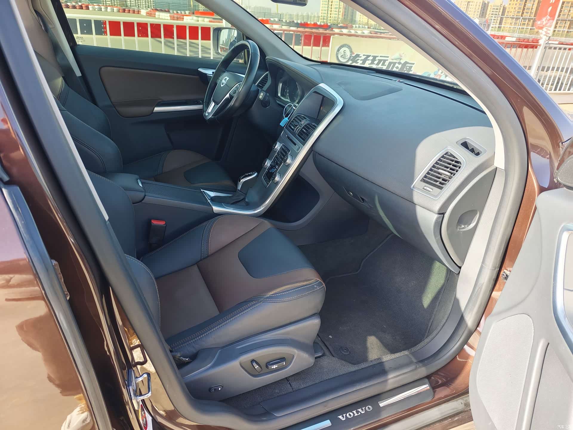 Volvo XC60, 2017 14