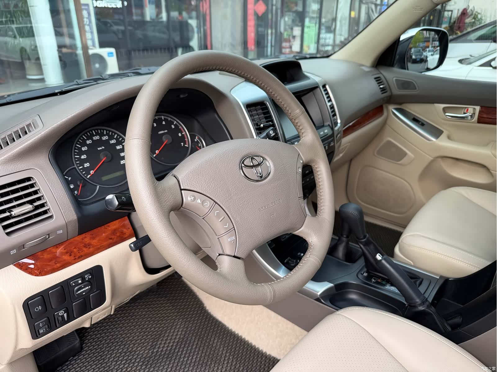 Toyota Prado, 2010 6