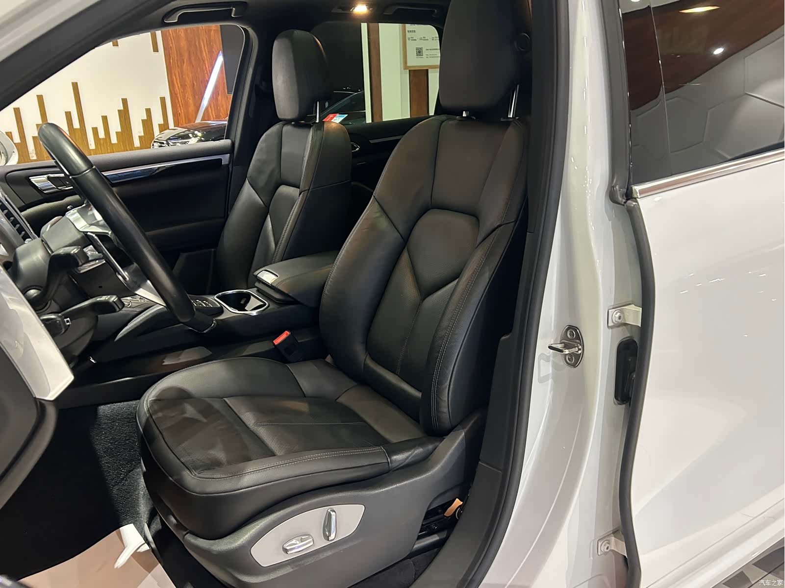 Porsche Cayenne, 2016 13