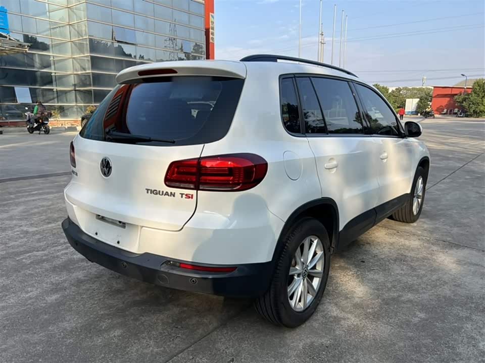 Volkswagen Tiguan