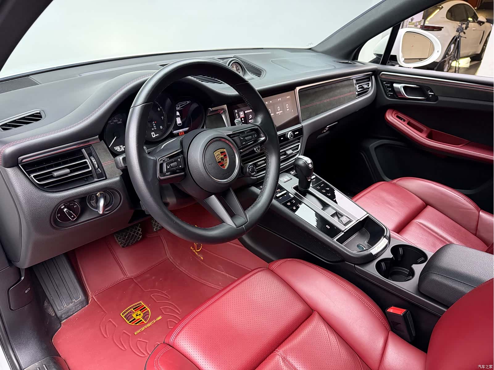 Porsche Macan, 2024 16