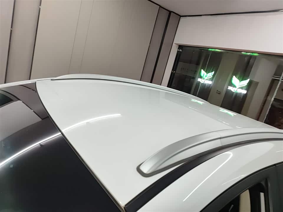 Geely Emgrand GS
