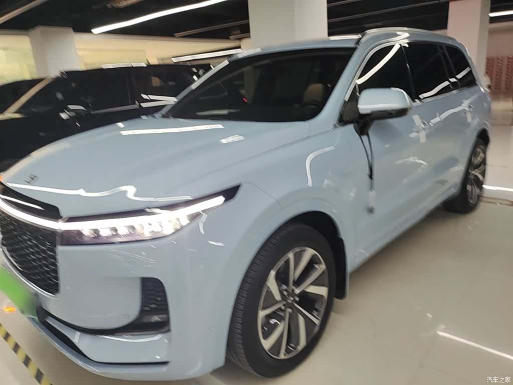 Li Auto ONE, 2022 2