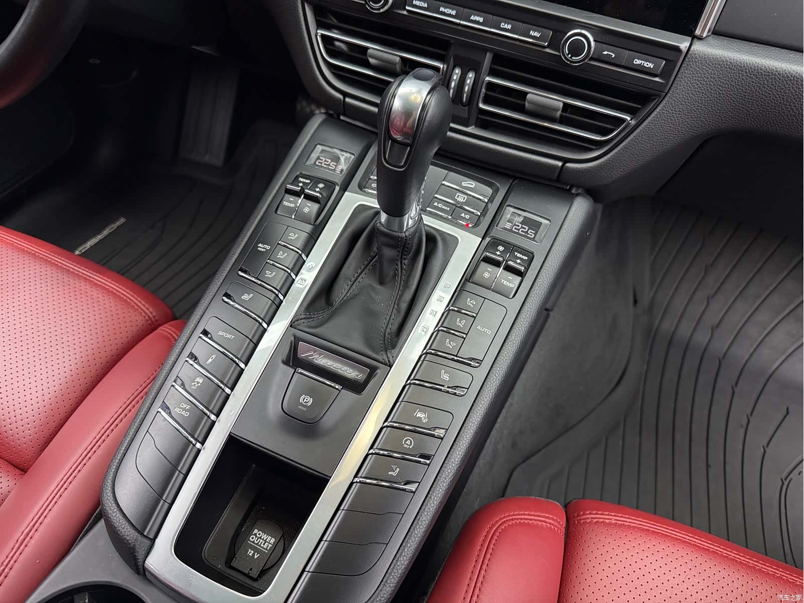 Porsche Macan, 2019 9