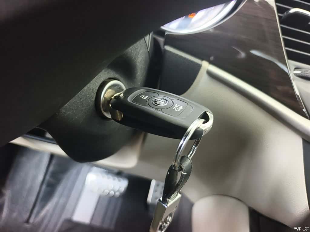 Buick Verano, 2018 9