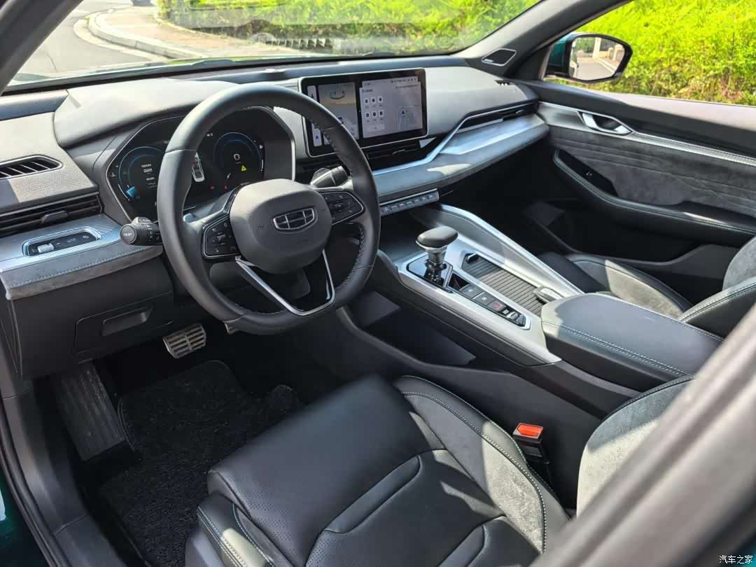Geely Preface, 2022 7