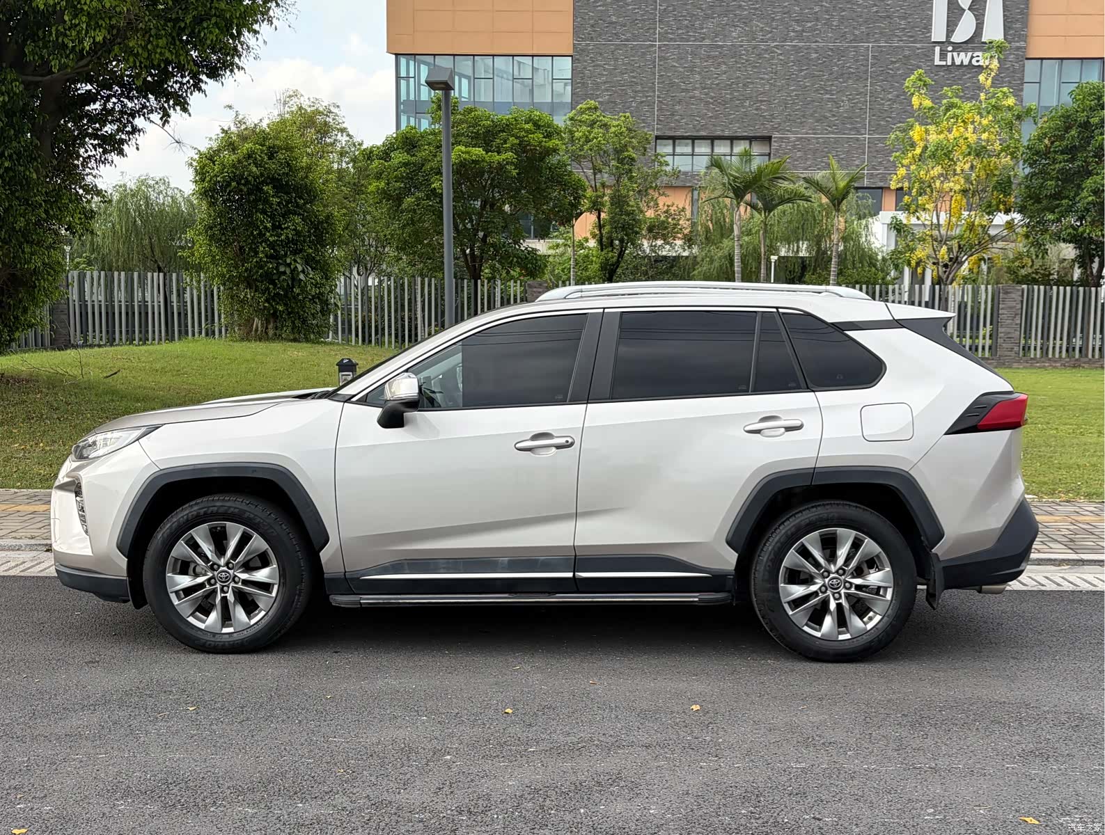 Toyota Wildlander, 2021 2