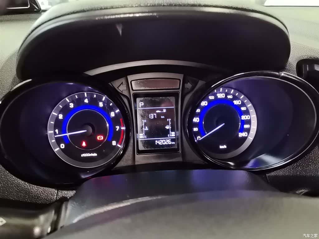 Changan CS15, 2017 12