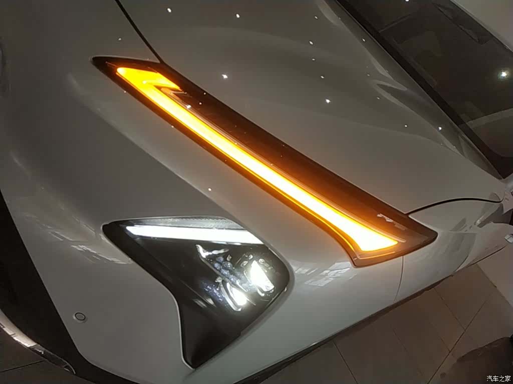 Wuling Starlight, 2025 24