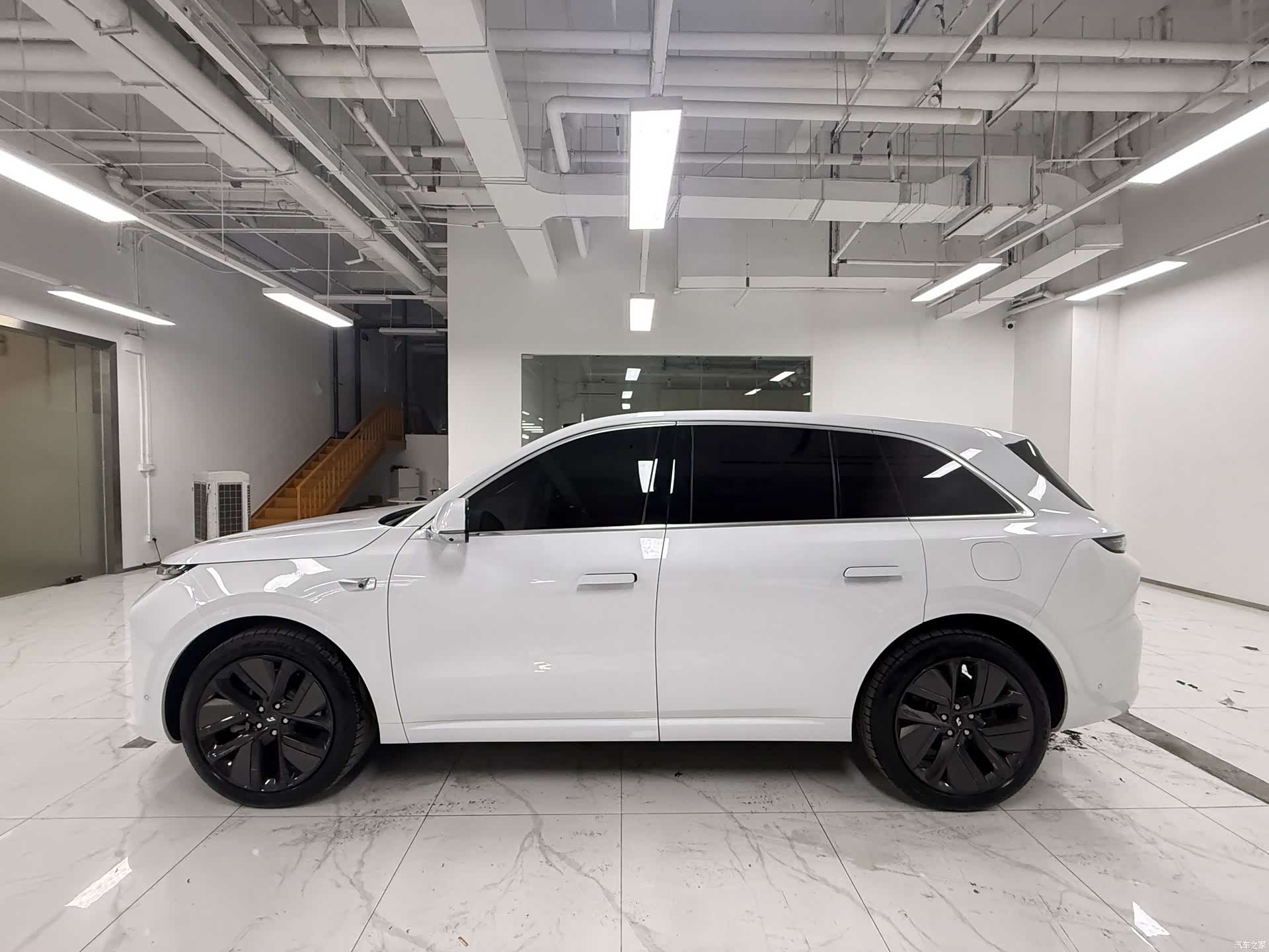 Li Auto L6, 2024 3