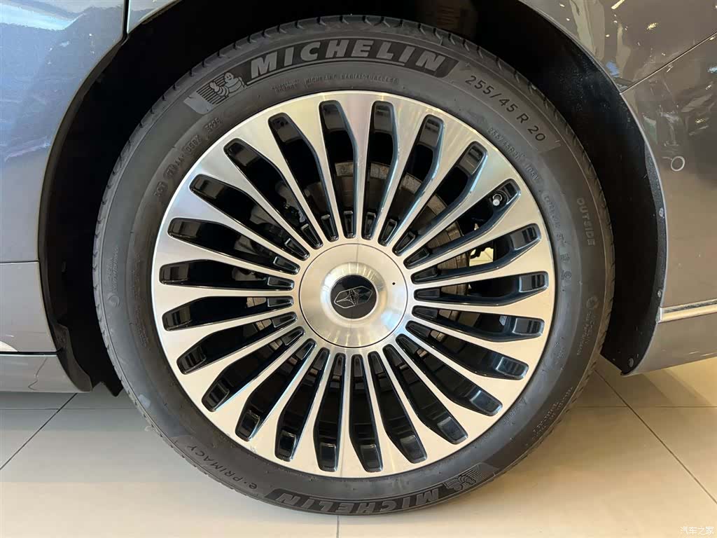 Stelato S9, 2025 8