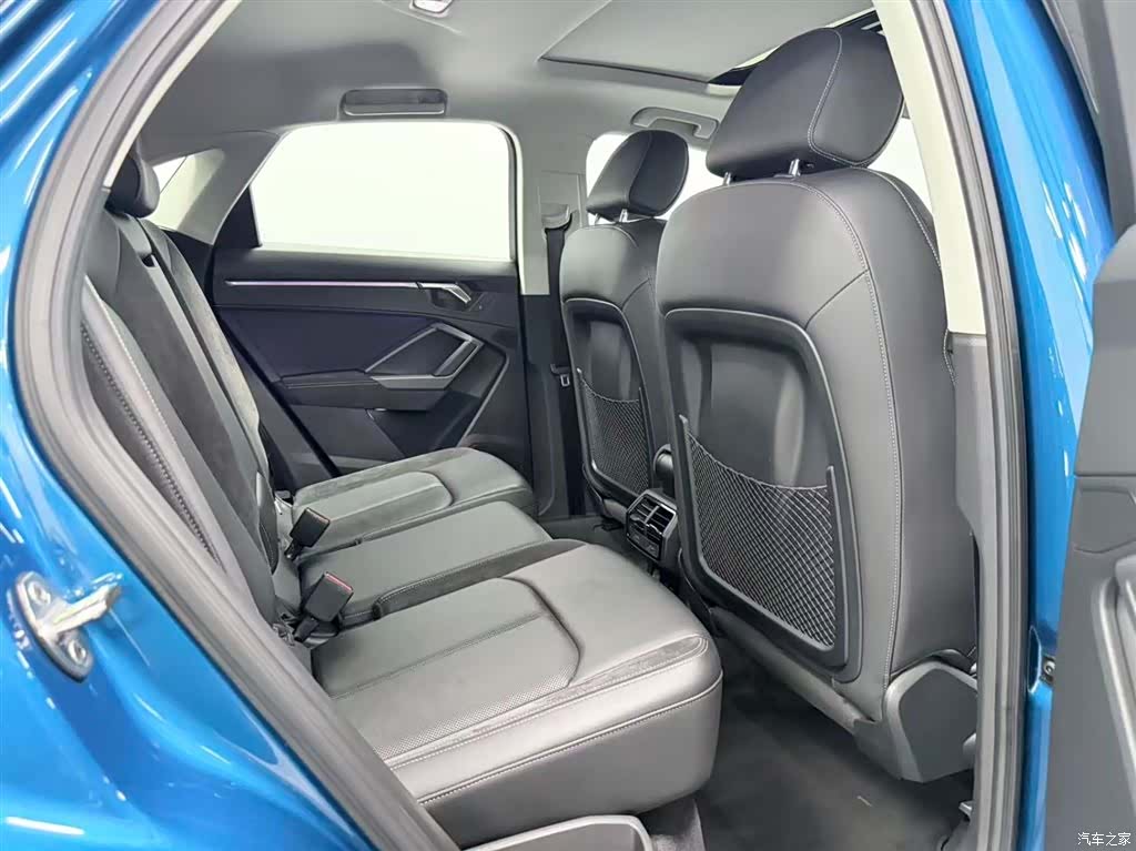 Audi Q3, 2023 7