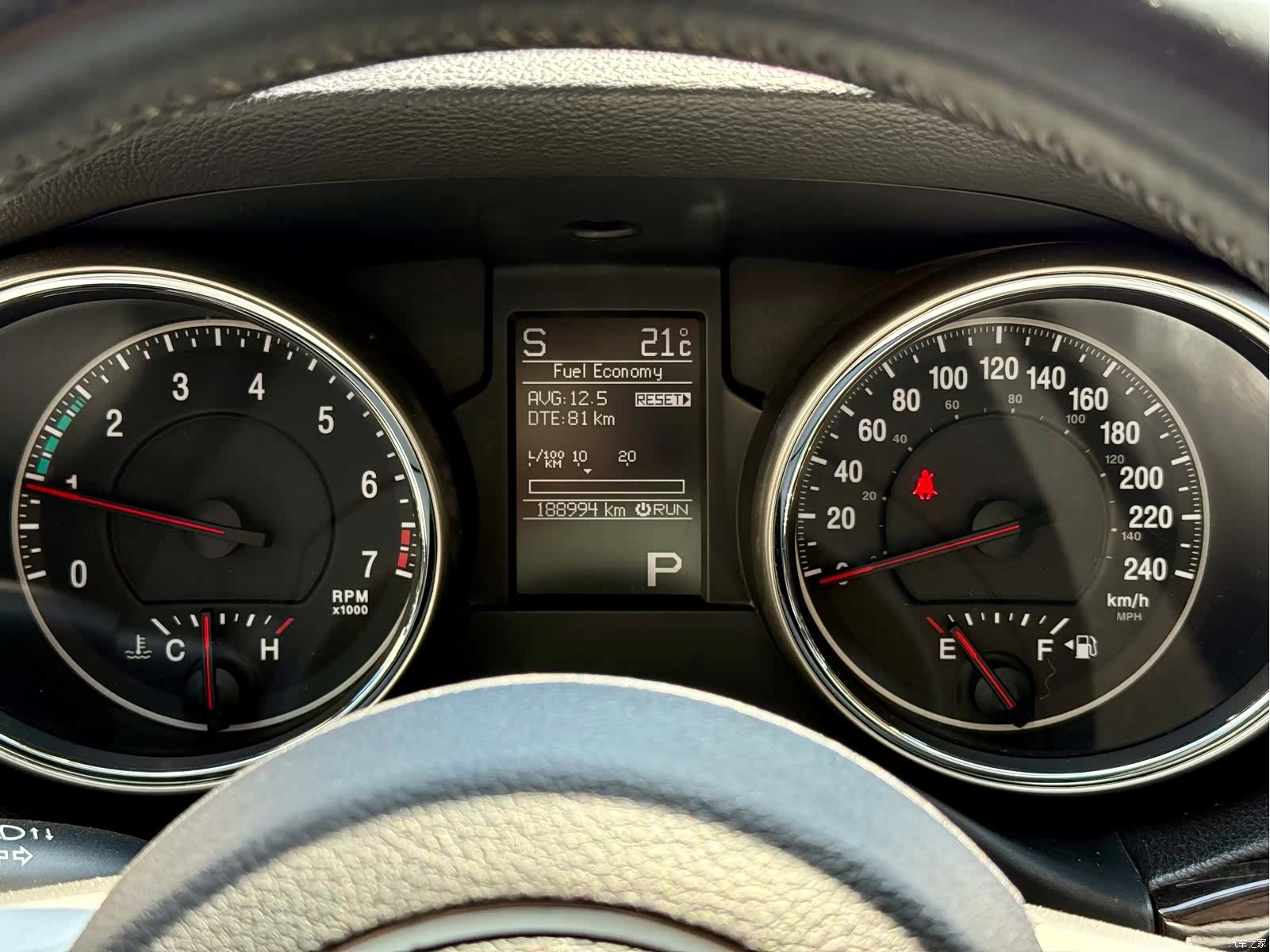 Jeep Grand Cherokee, 2012 8