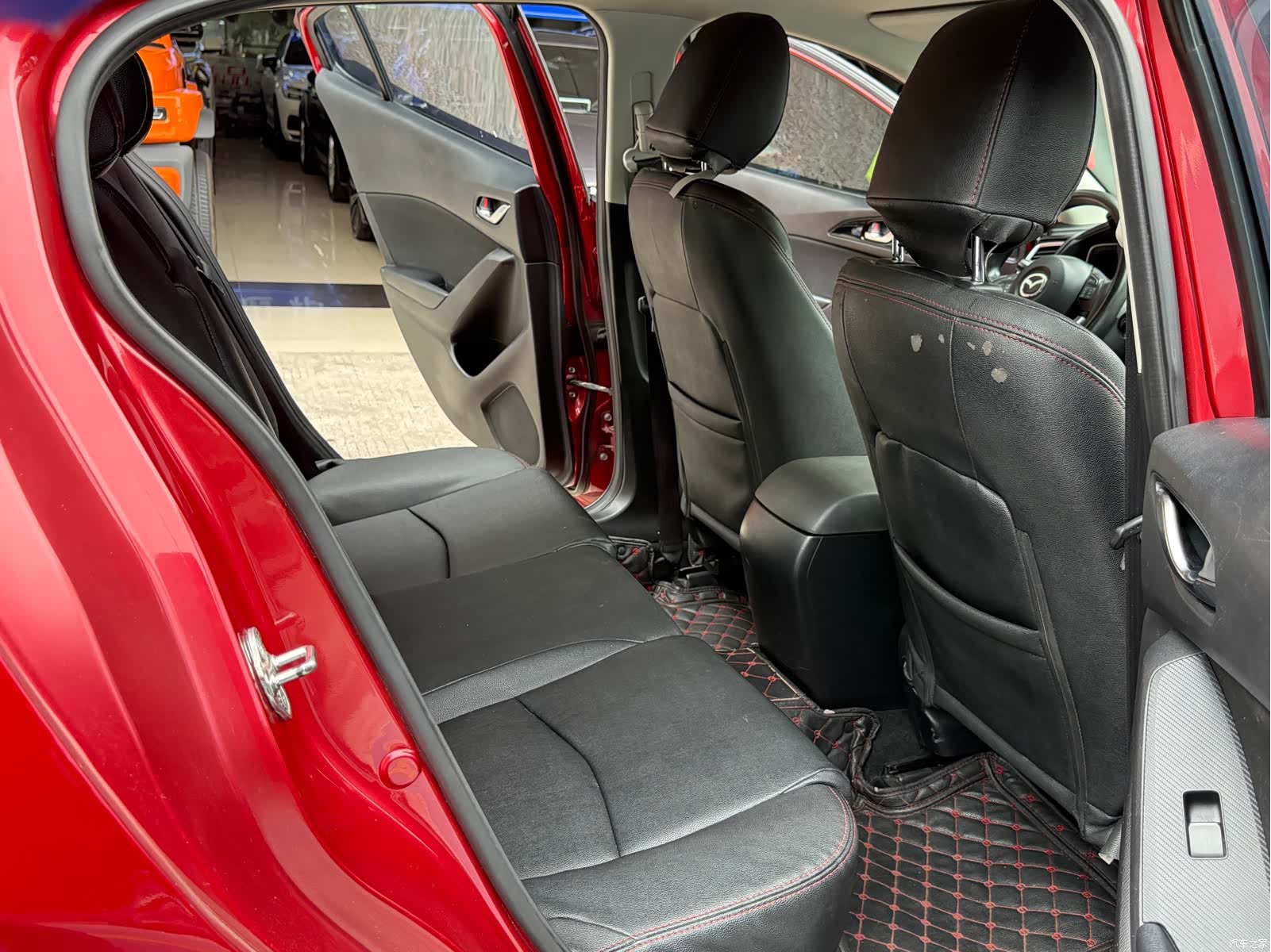 Mazda Mazda3, 2016 6