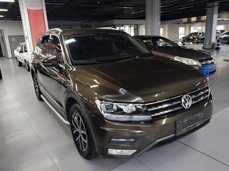 Volkswagen Tiguan L