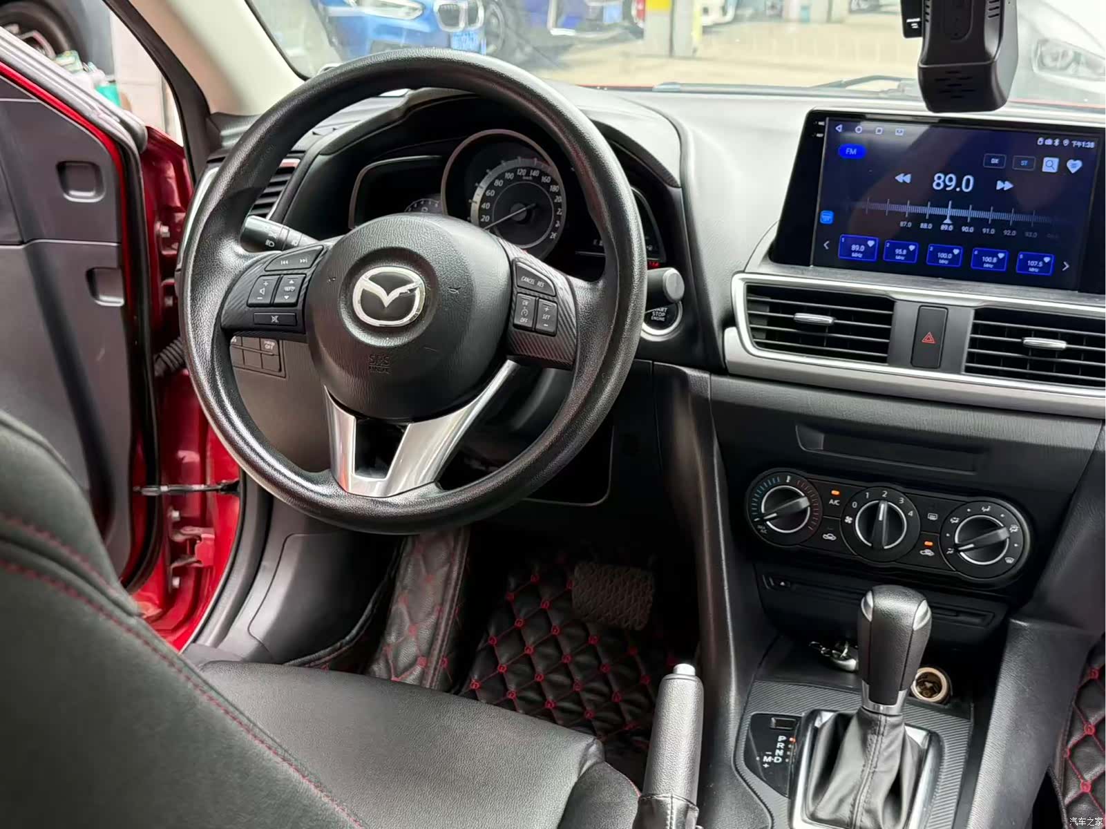 Mazda Mazda3, 2016 12