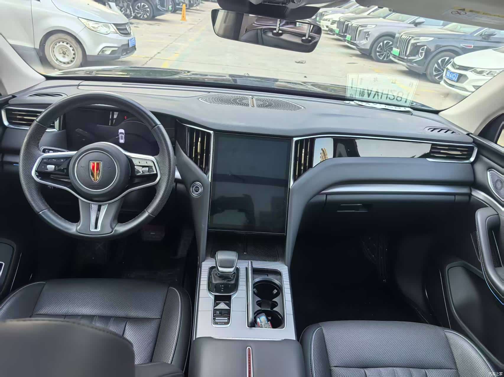 Hongqi HS7, 2024 11