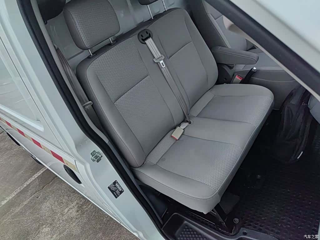 Maxus V80, 2023 20