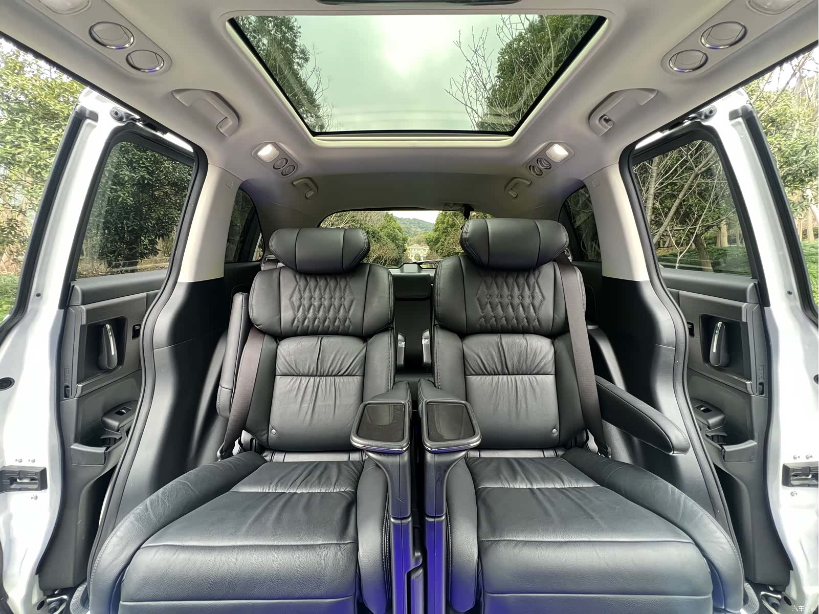 Honda Elysion, 2023 17