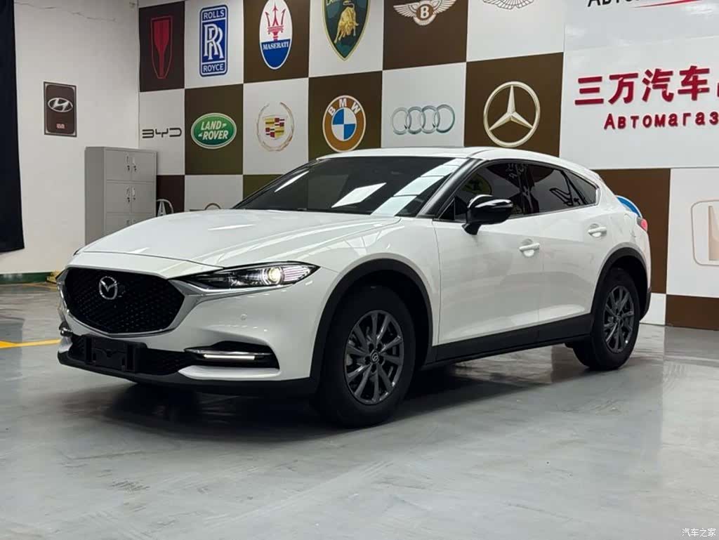 Mazda CX-4, 2023 1