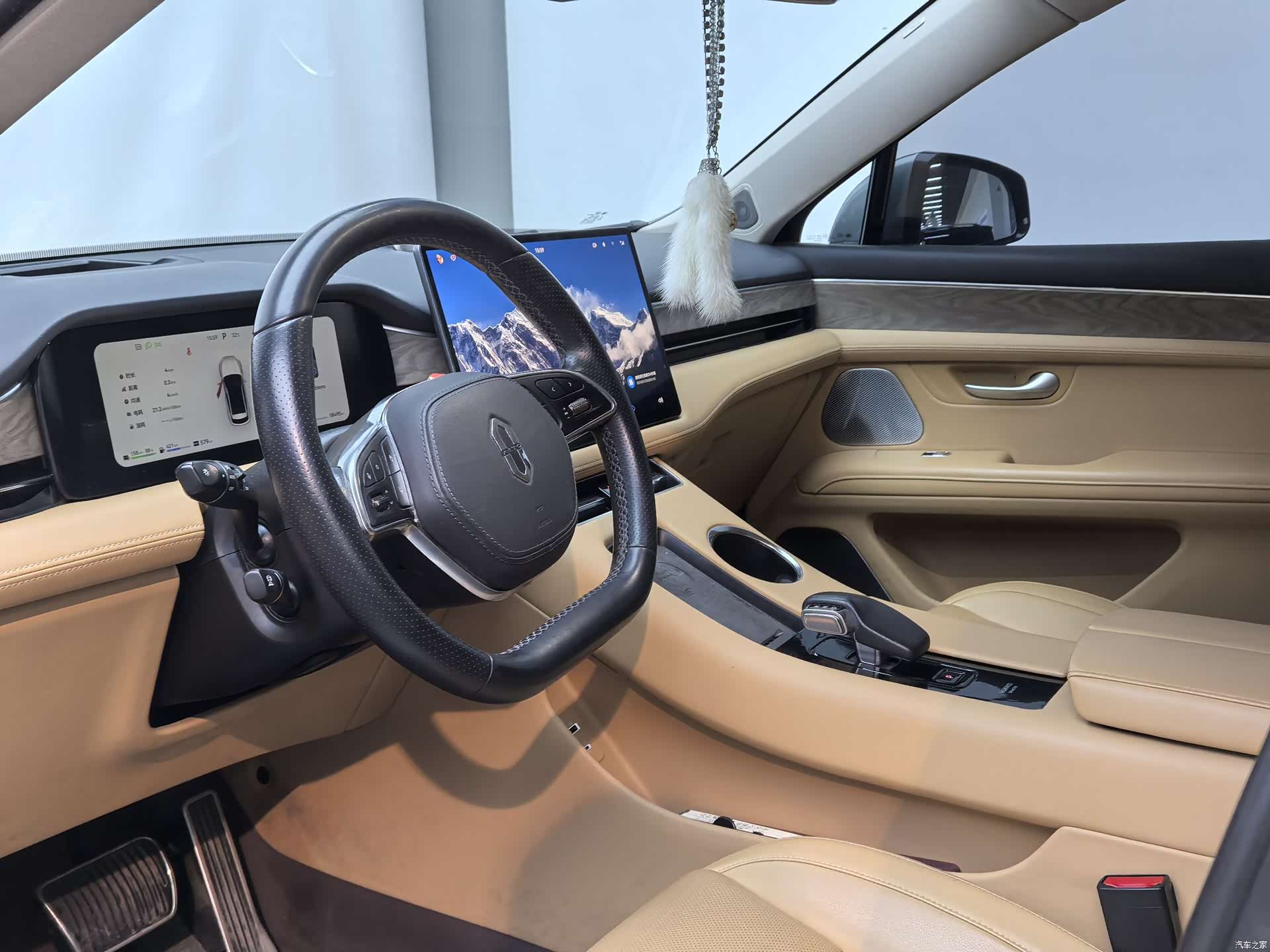 AITO M5, 2023 6