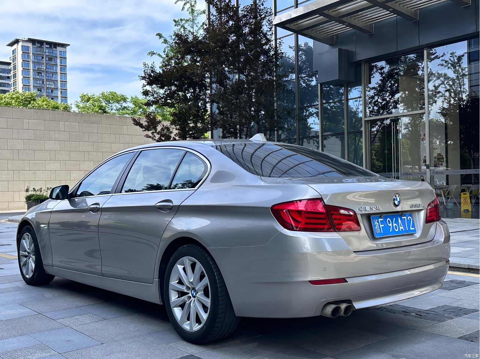 BMW 5 Series, 2012 6