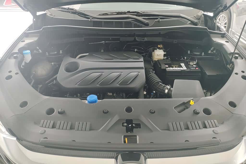Changan CS75, 2026 10