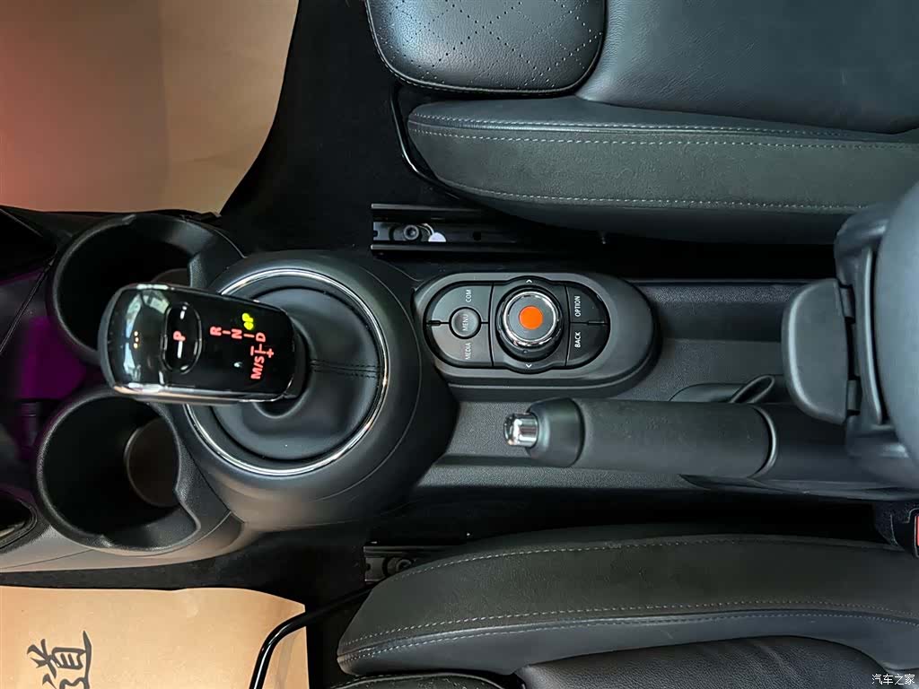 Mini Cooper, 2019 13