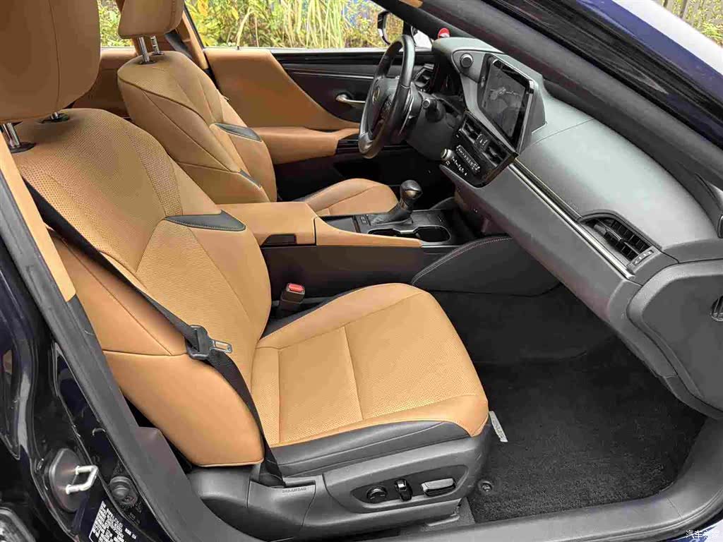 Lexus ES, 2023 8