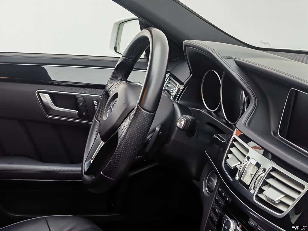 Mercedes-Benz E-Class, 2015 22