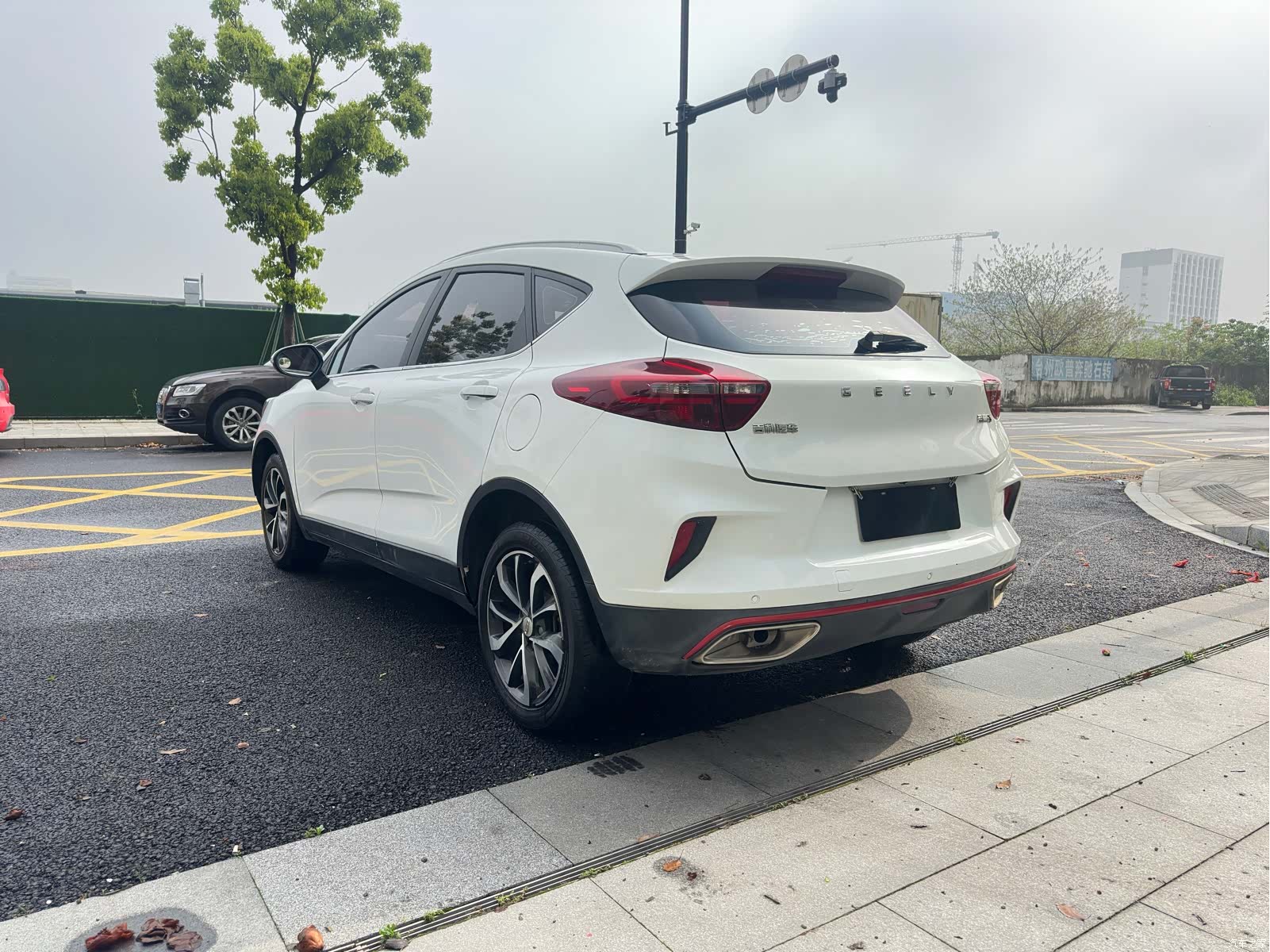 Geely Emgrand, 2020 7