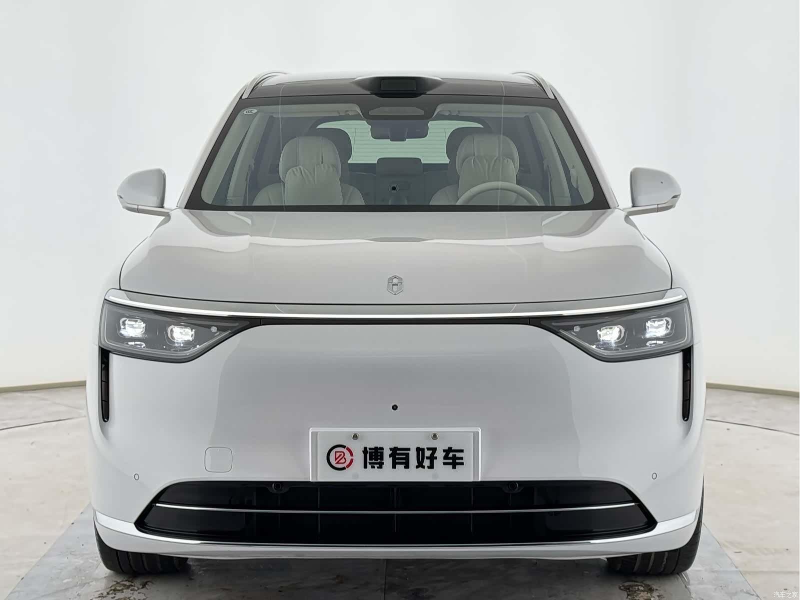 AITO M8, 2025 2