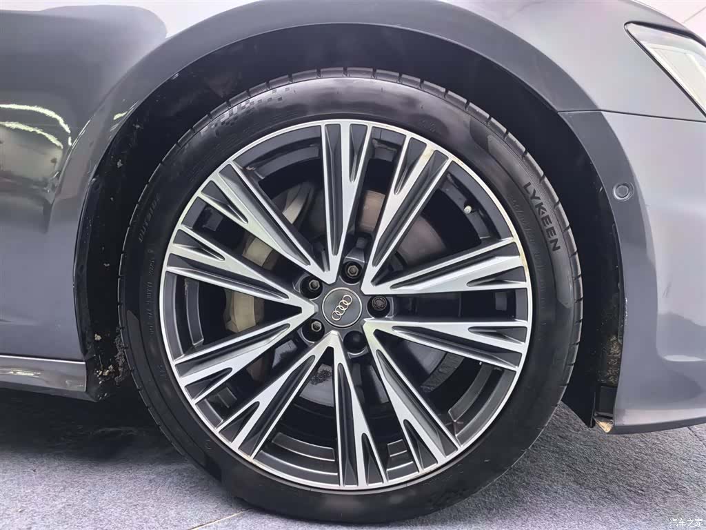 Audi A6L, 2021 29