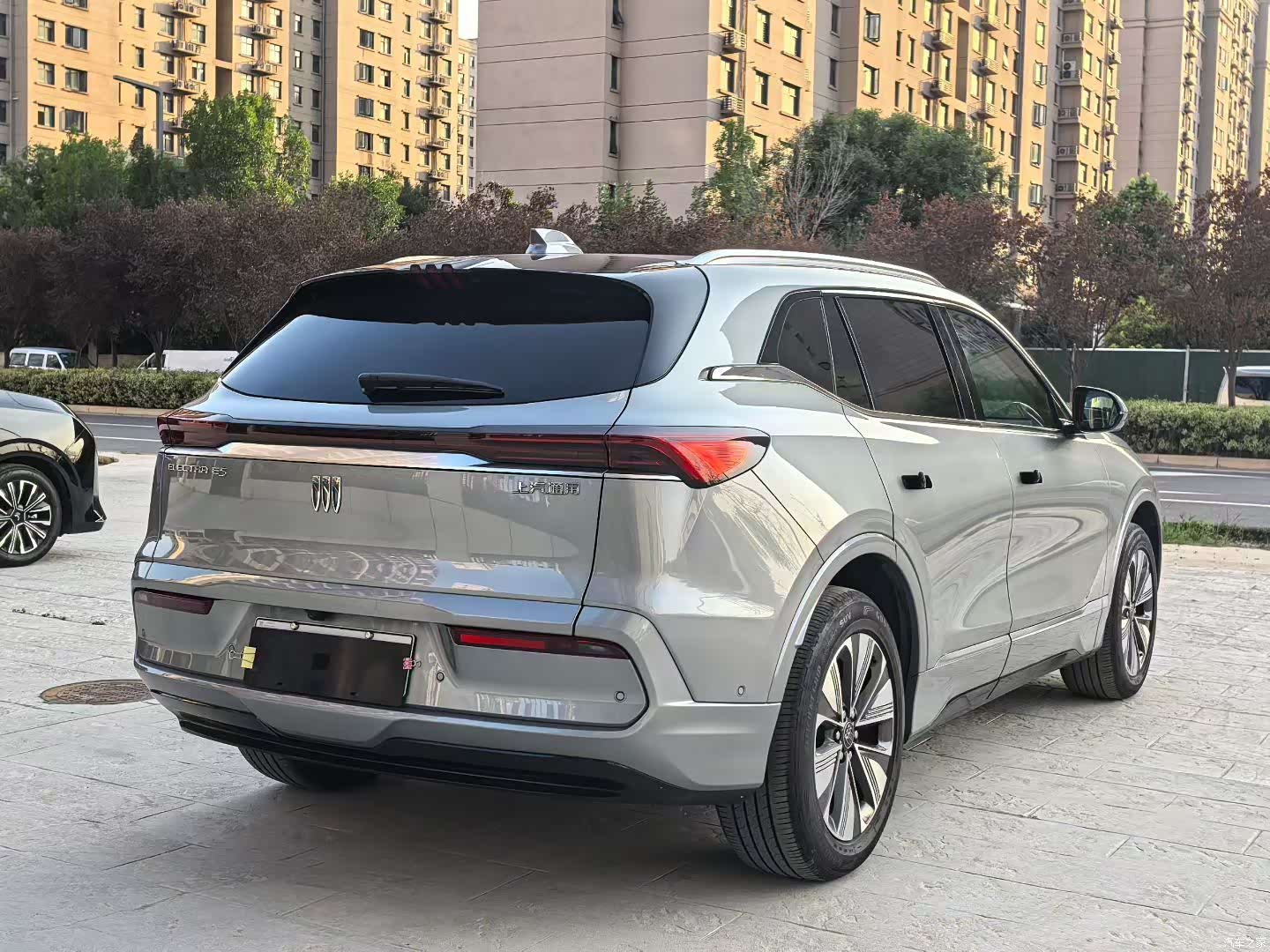 Buick E5, 2025 9