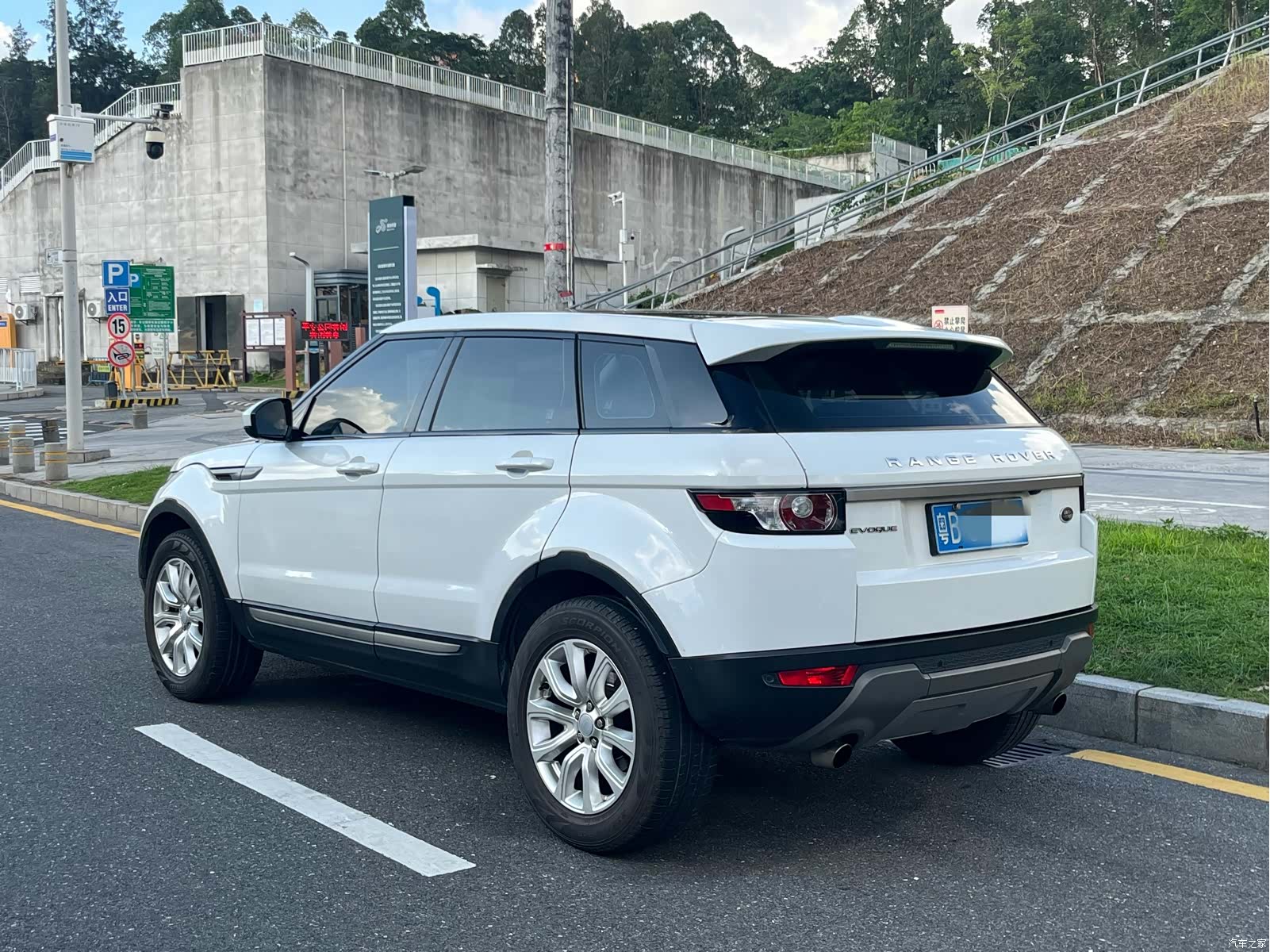 Land Rover Range Rover, 2015 4