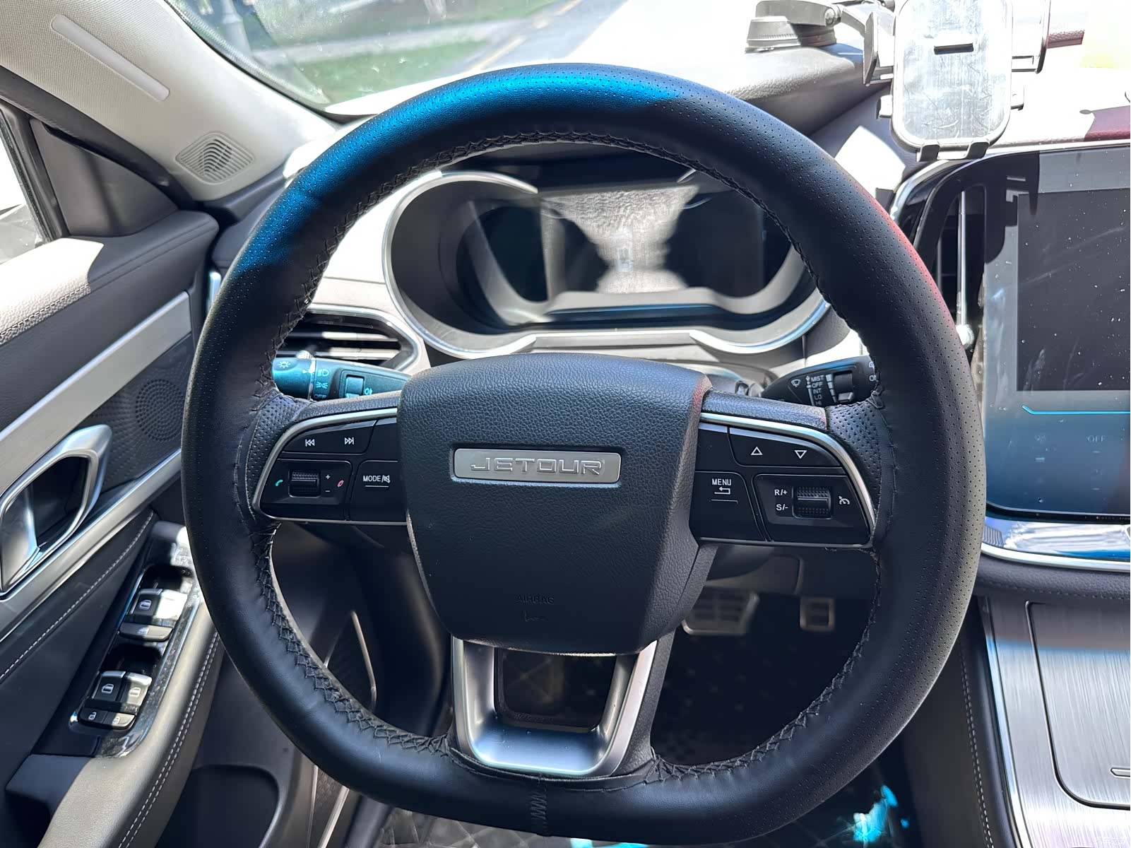 Jetour X70, 2022 11