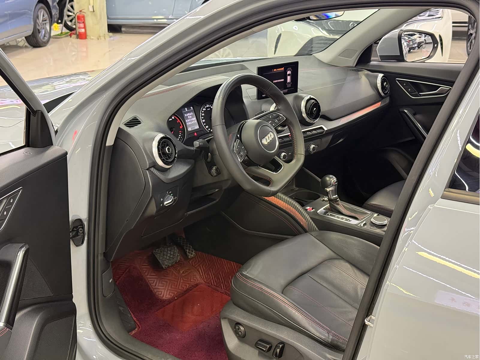 Audi Q2L, 2022 4