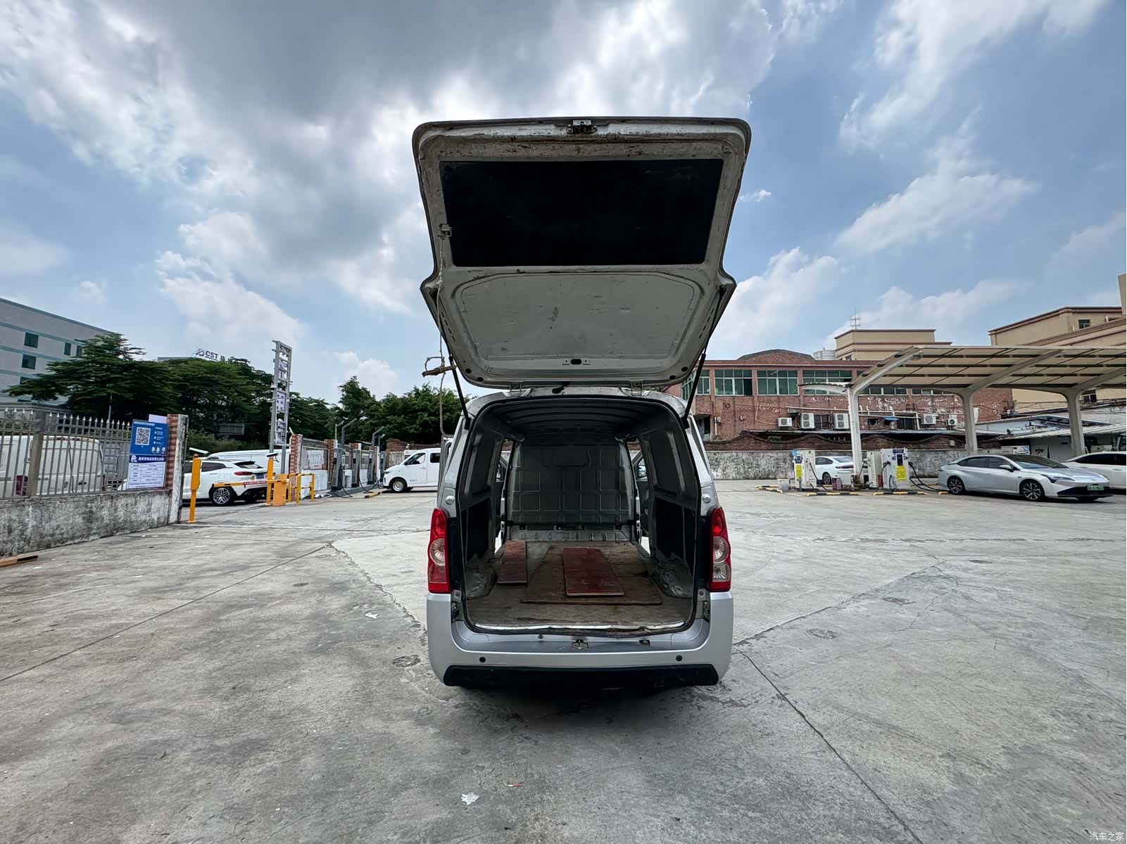 Wuling EV50, 2021 11
