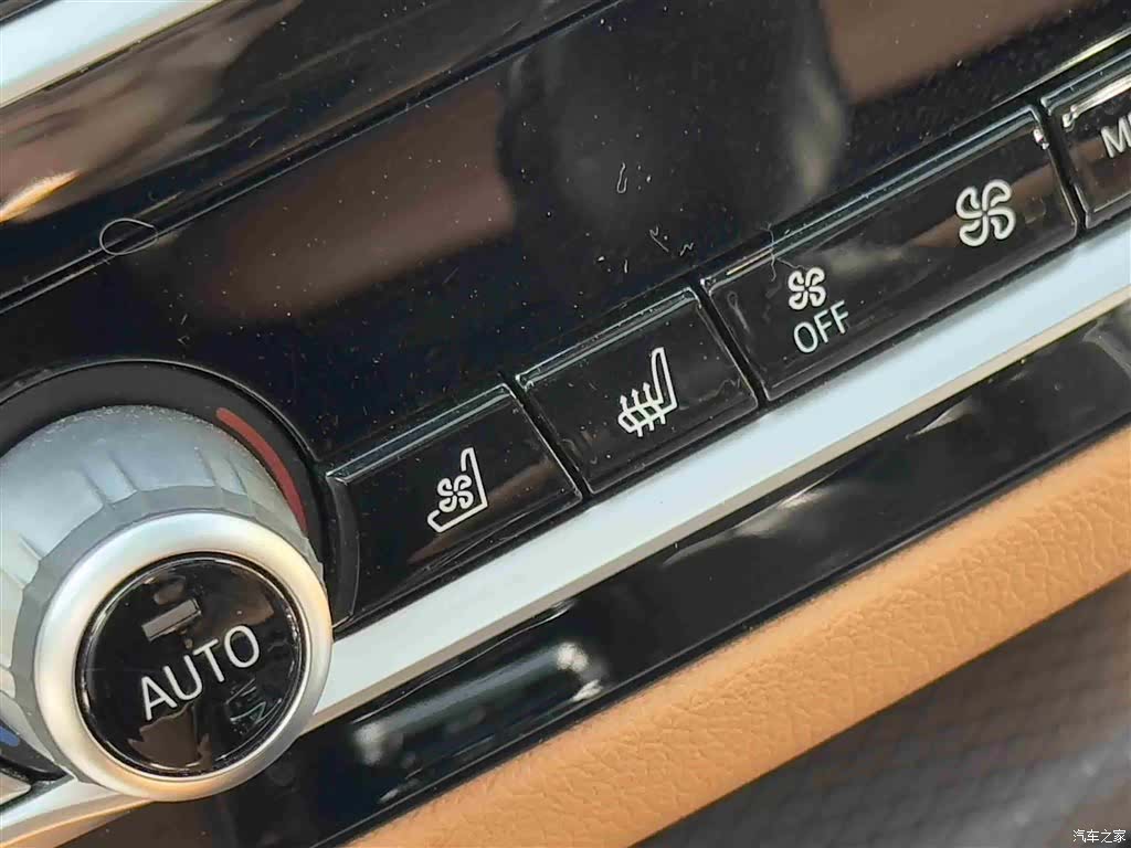 BMW 5 Series, 2023 15
