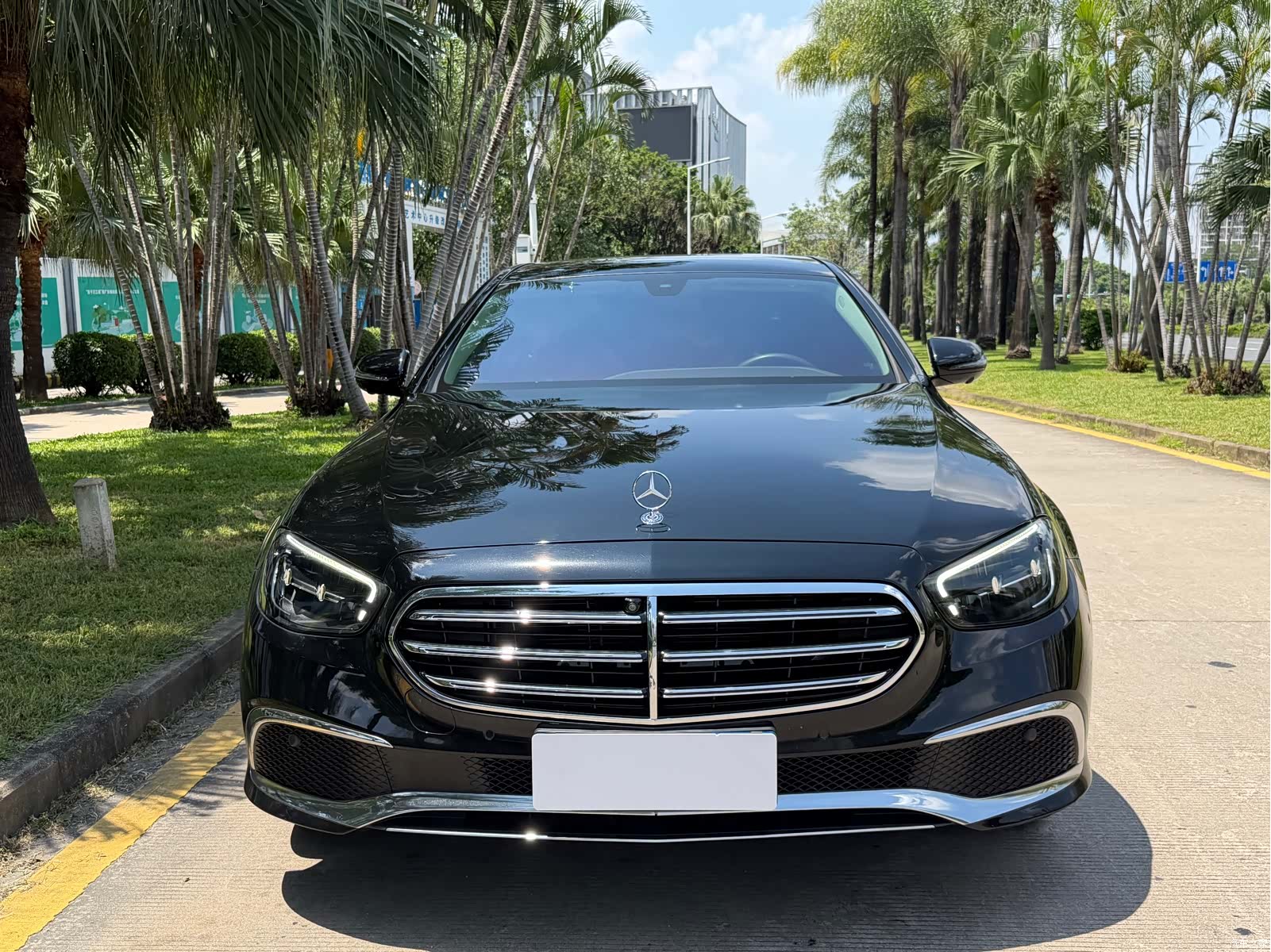 Mercedes-Benz E-Class, 2022 2