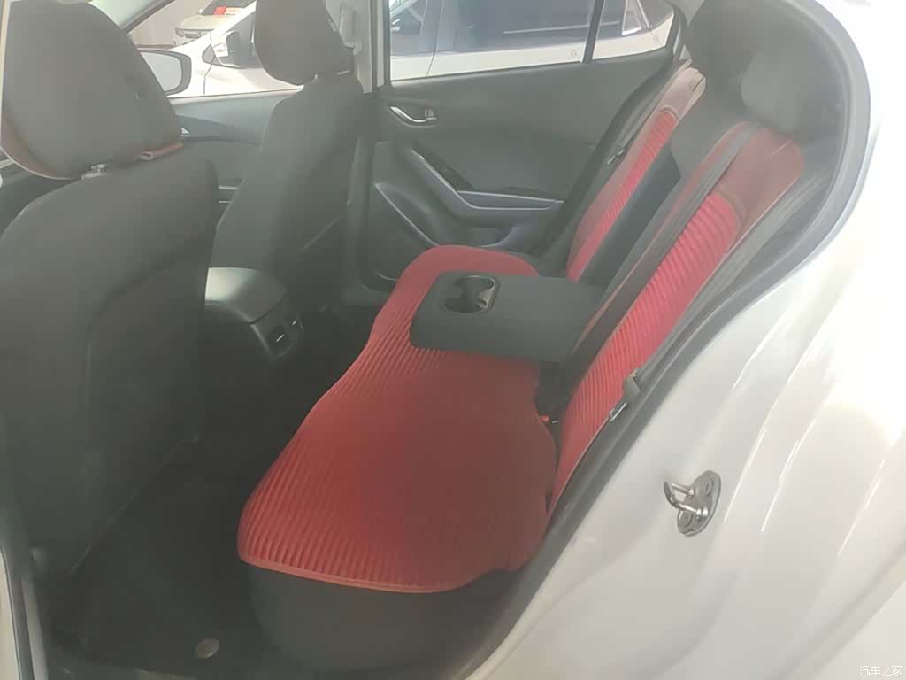 Mazda Mazda3, 2018 17