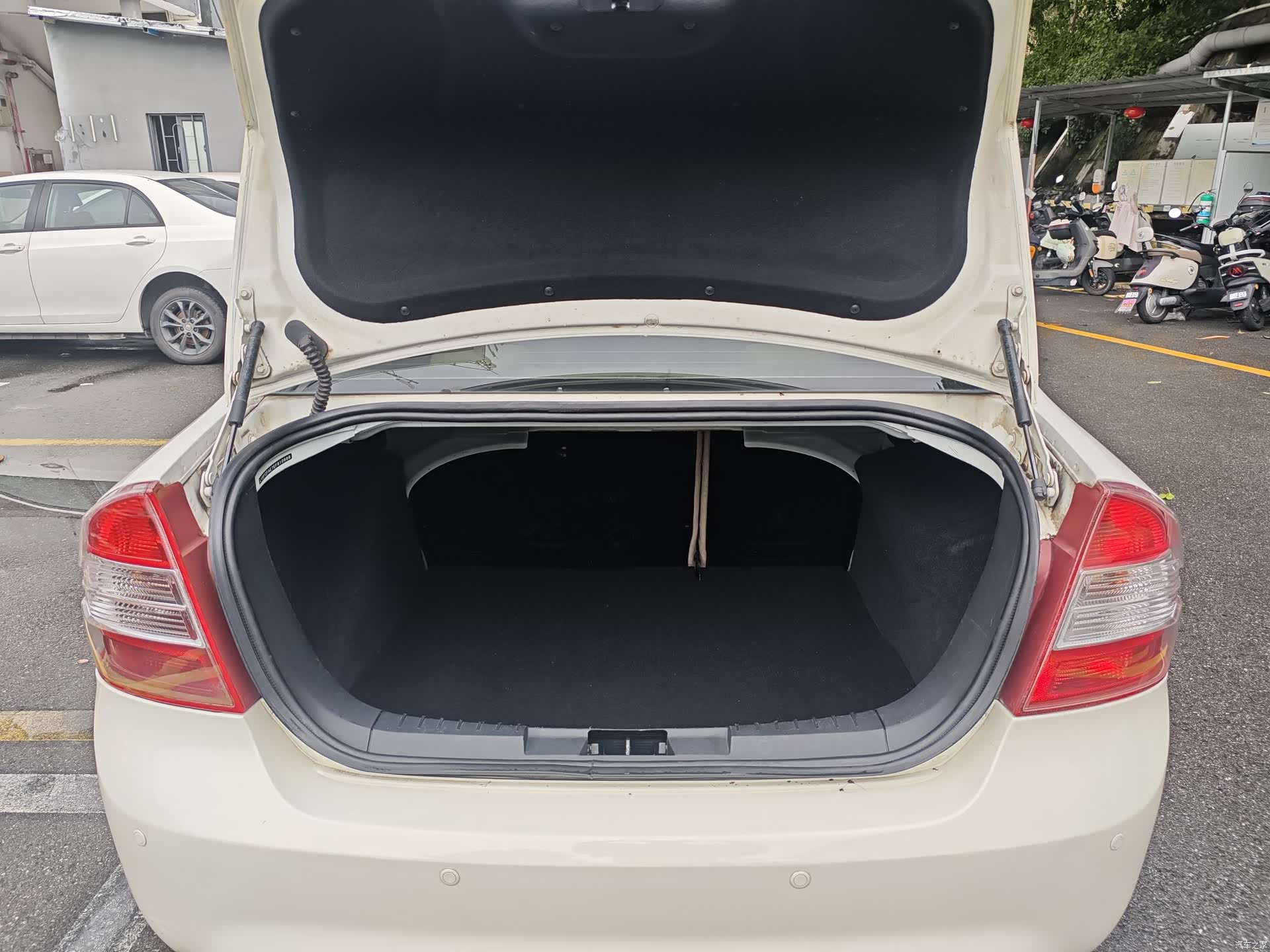 Ford Focus, 2014 15