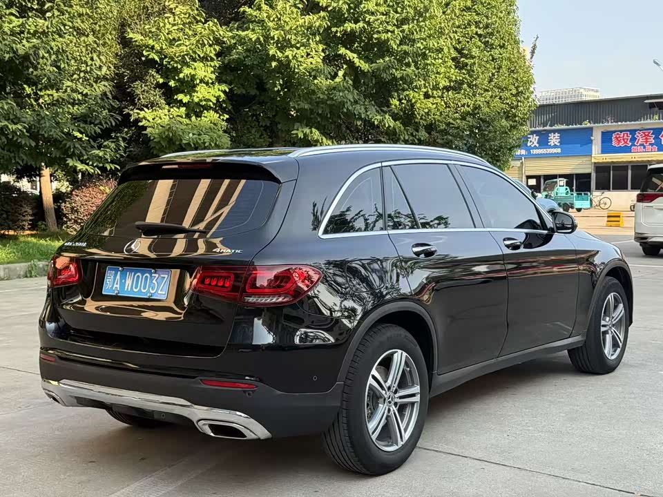 Mercedes-Benz GLC Mercedes-Benz GLC
