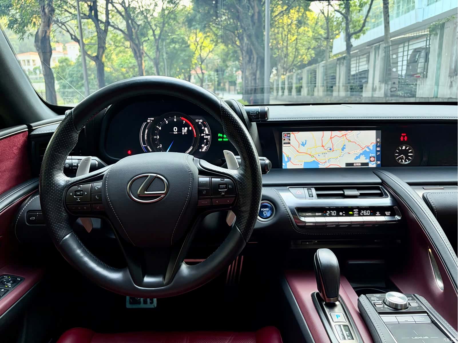 Lexus LC, 2018 9