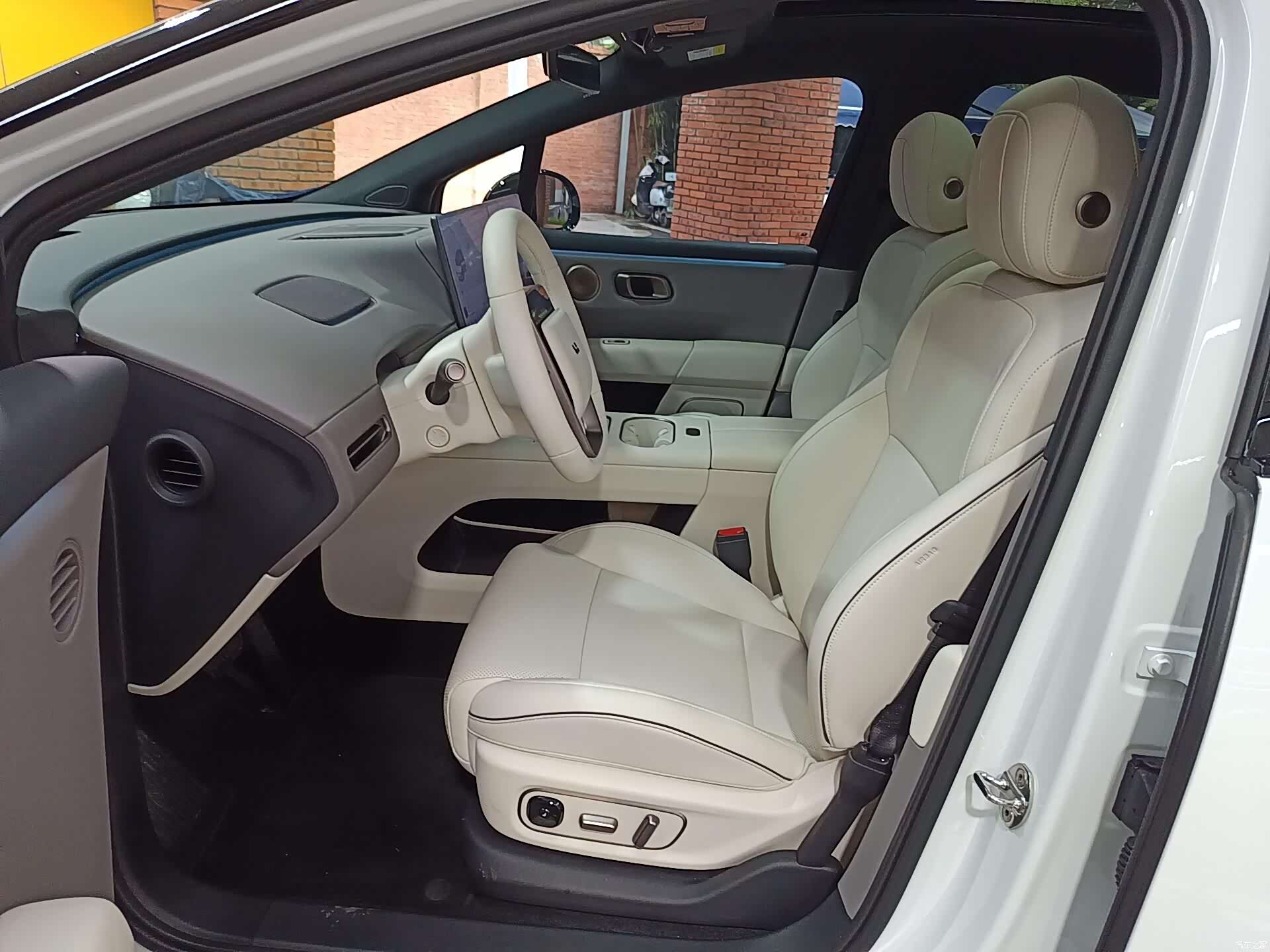 Li Auto i6, 2026 9