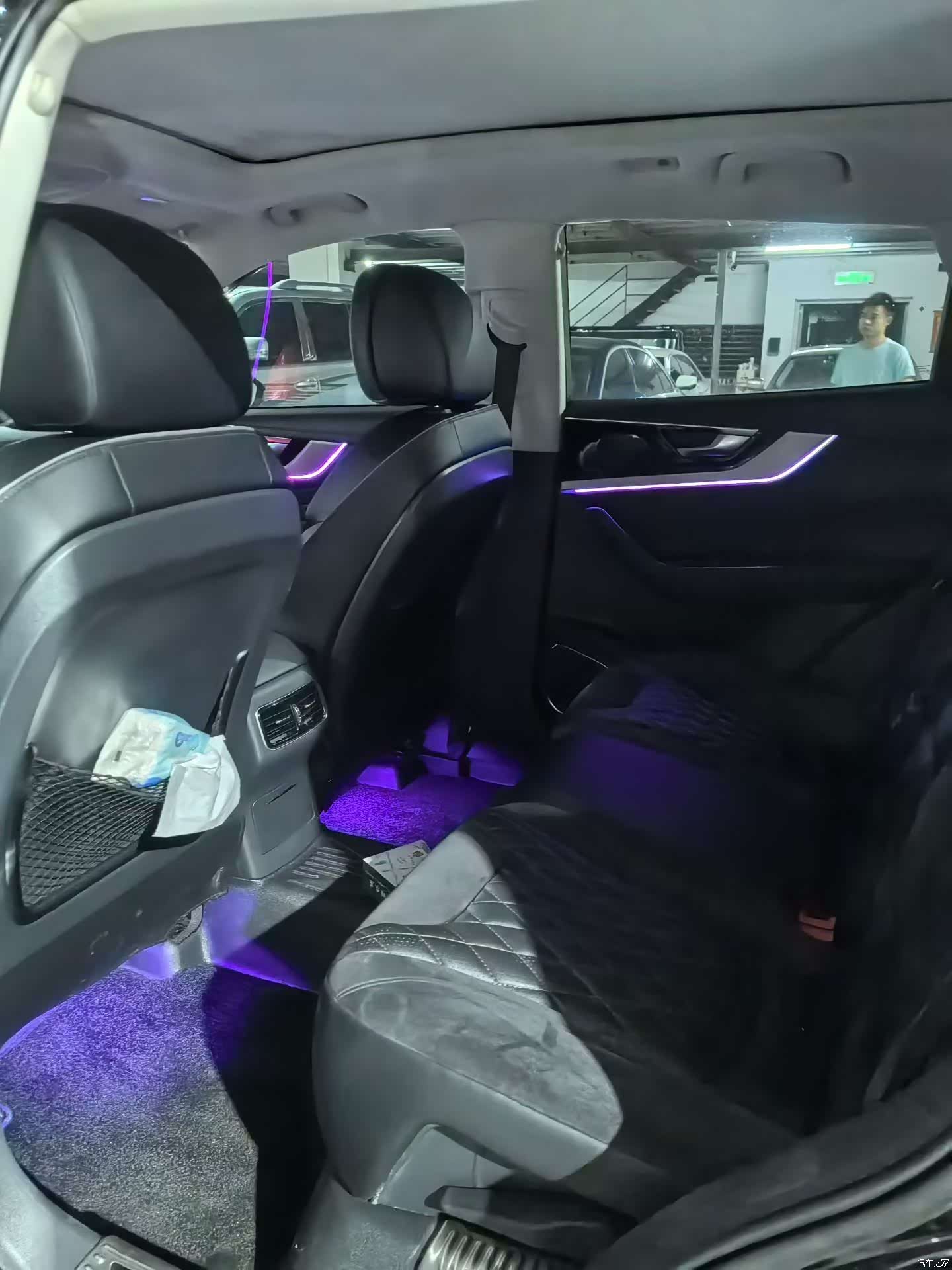 Hongqi HS5, 2019 8
