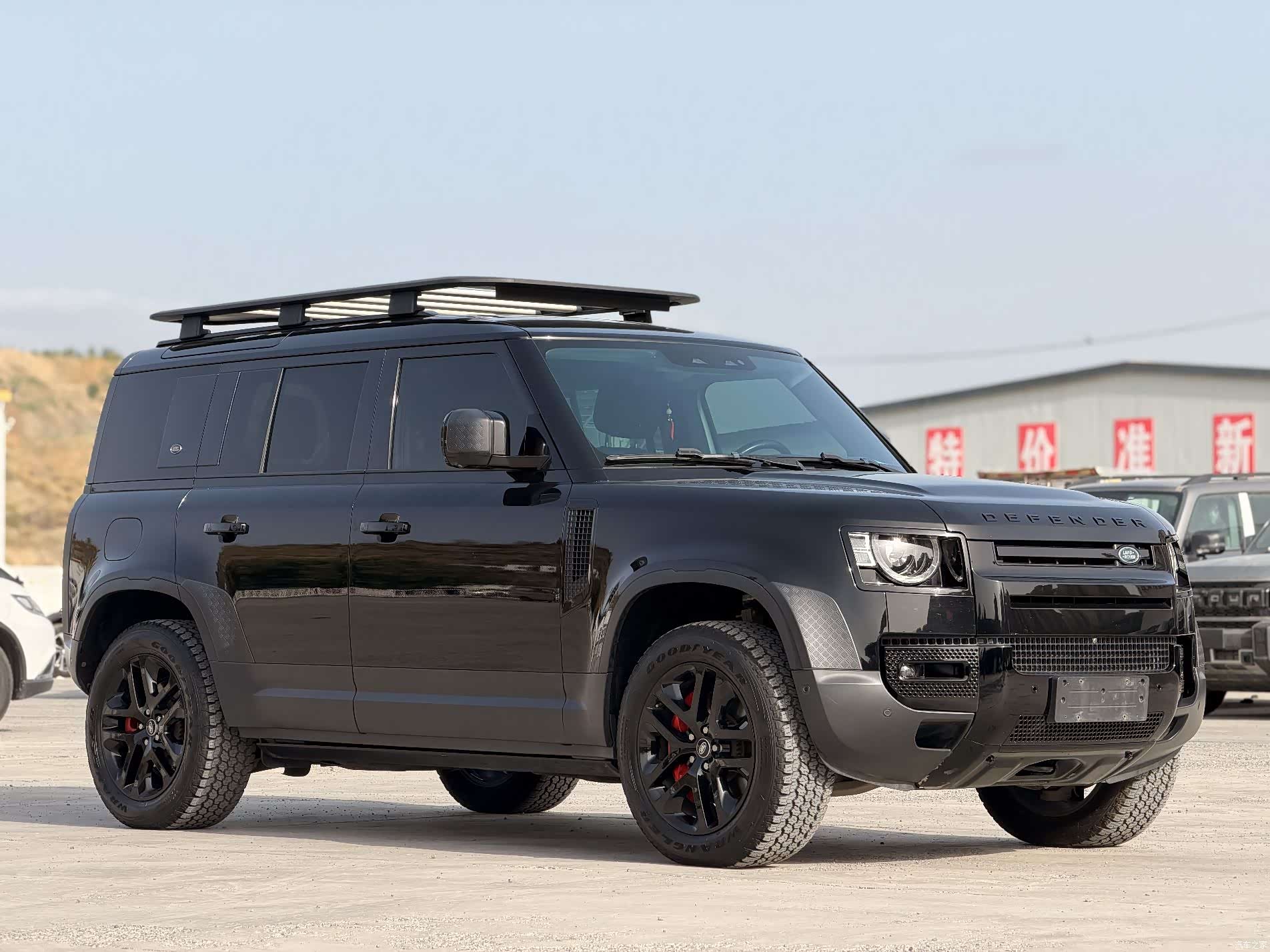 Land Rover Defender, 2021 3
