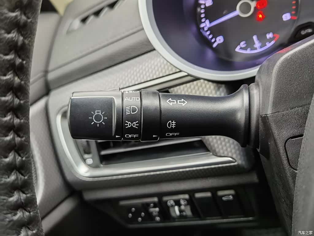 Geely Emgrand, 2017 21