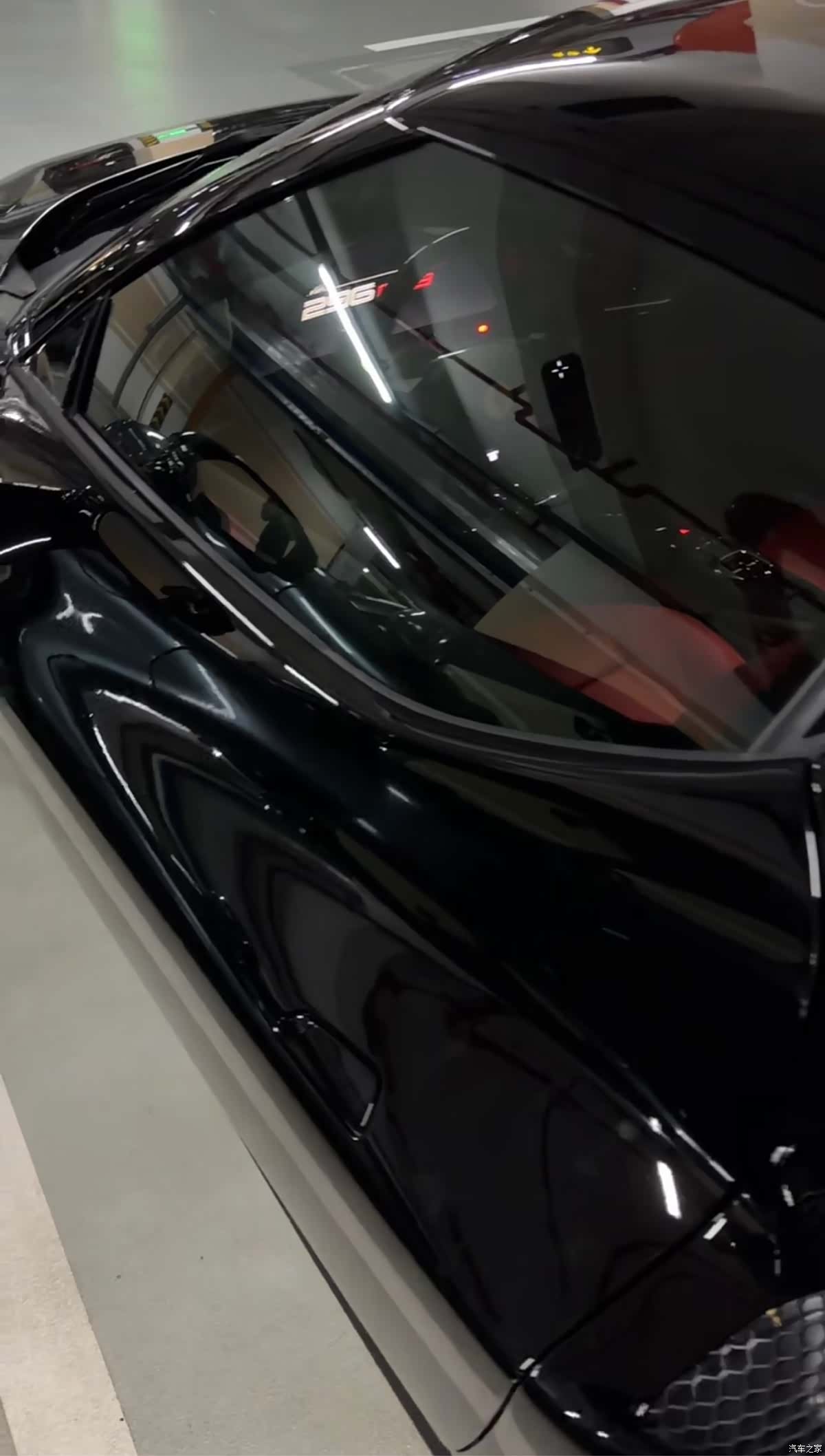Ferrari 296, 2024 7